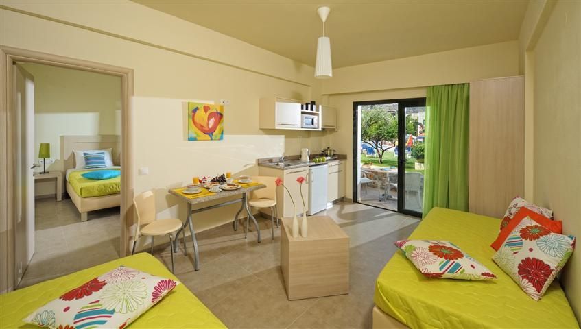 Kristalli Hotel Apartments Малиа Экстерьер фото