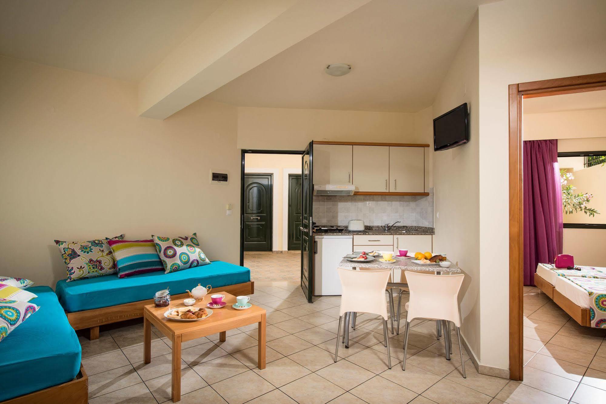 Kristalli Hotel Apartments Малиа Экстерьер фото