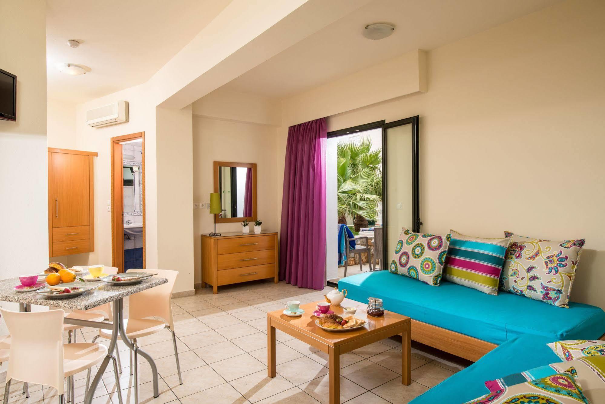 Kristalli Hotel Apartments Малиа Экстерьер фото